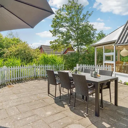 Stunning In With Kitchen Semesterbostad